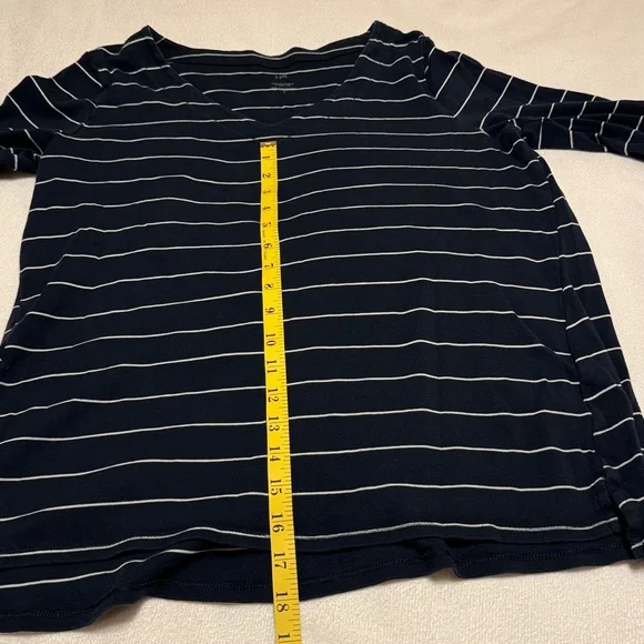J. Jill Navy & White Striped 3/4 Sleeve Pullover Top Size Medium - Picture 5 of 6